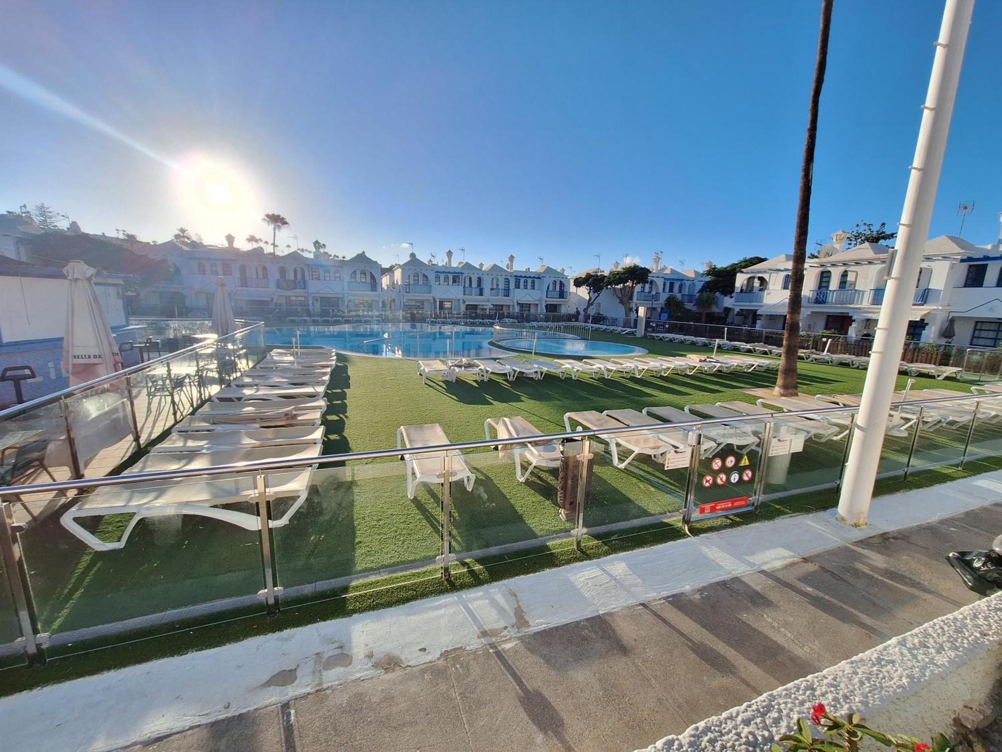 Poolfront Bungalow Playa del Ingles  Luaran gambar